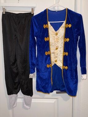 NWOT Deluxe Kids Aristocrat Halloween Costume Size Larg With Hat
